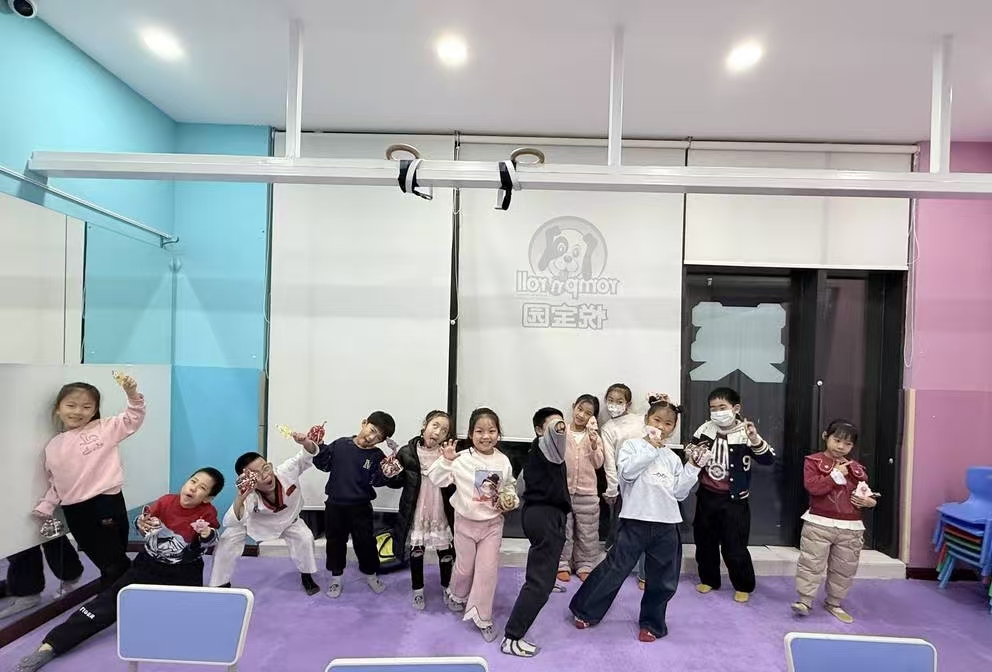 柠萌学英语启蒙课堂-大连少儿双语小班教学实景
